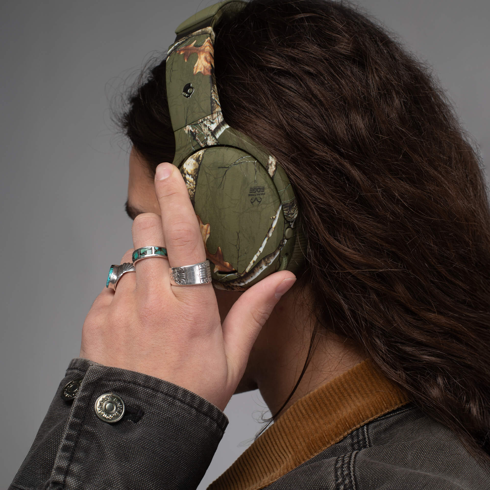 26A_Crusher_ANC_2_Realtree_Edge_Colors_Drab_S6CAW-U050_Web_Buy_Boxes_9